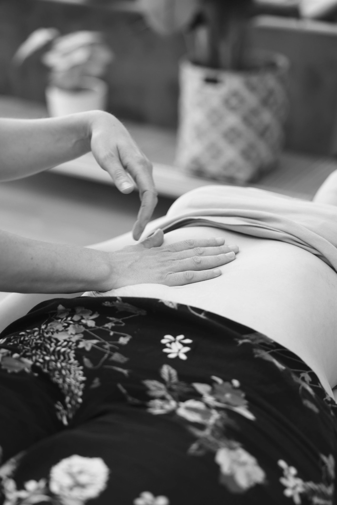 Soin viscéral et massage abdominal par une naturopathe